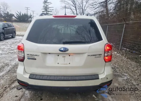 2014 Subaru Forester 2.5I Premium z USA, uszkodzony, nr VIN JF2SJAEC8EH522142